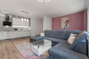Nový 75 m2 Apartmán pri Letisku - PARKOVANIE ZDARMA